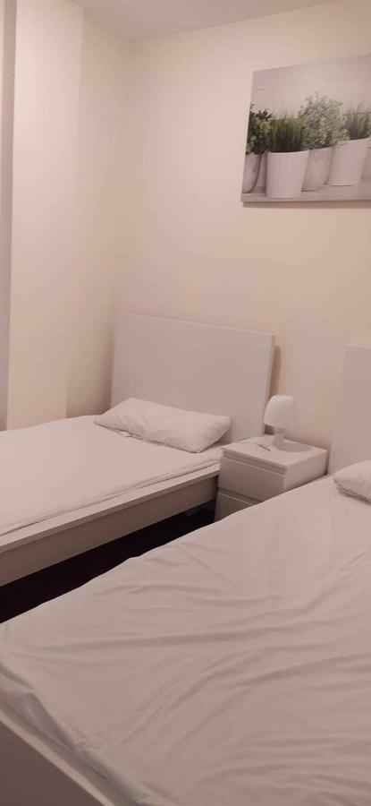 Precioso Apartamento Campo Golf อูเอสกา ภายนอก รูปภาพ